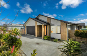 42 Harvest Avenue,Orewa,Auckland